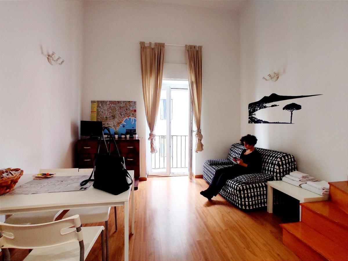 ナポリ Ale & Tizy House Bed & Breakfast エクステリア 写真