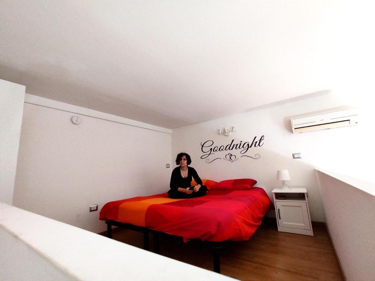 ナポリ Ale & Tizy House Bed & Breakfast エクステリア 写真