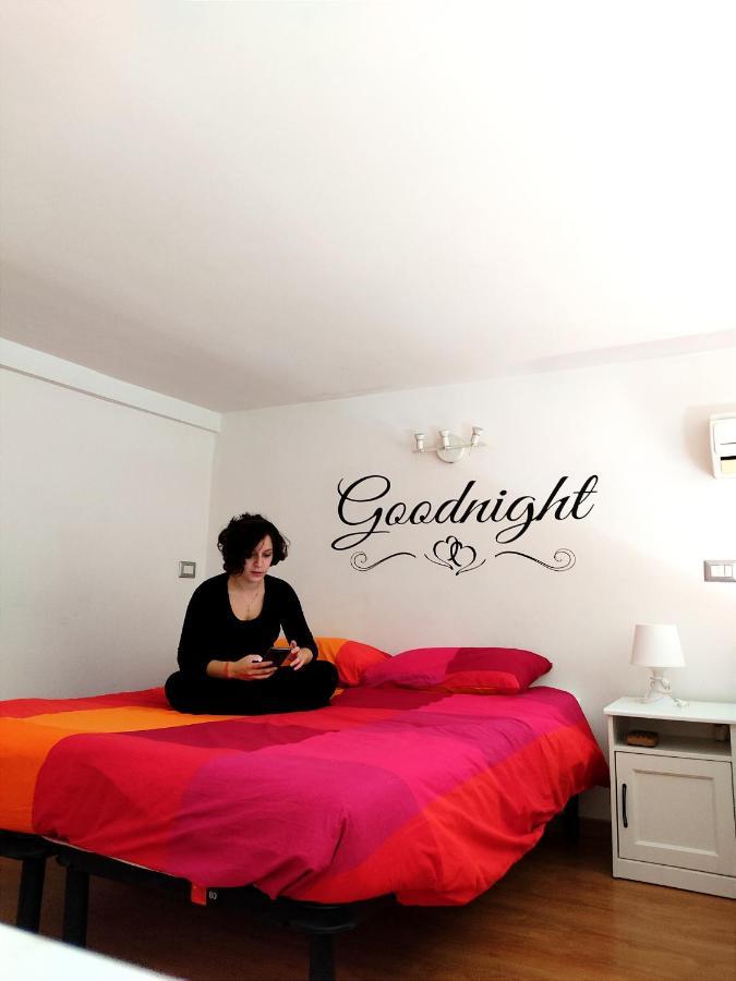 ナポリ Ale & Tizy House Bed & Breakfast エクステリア 写真