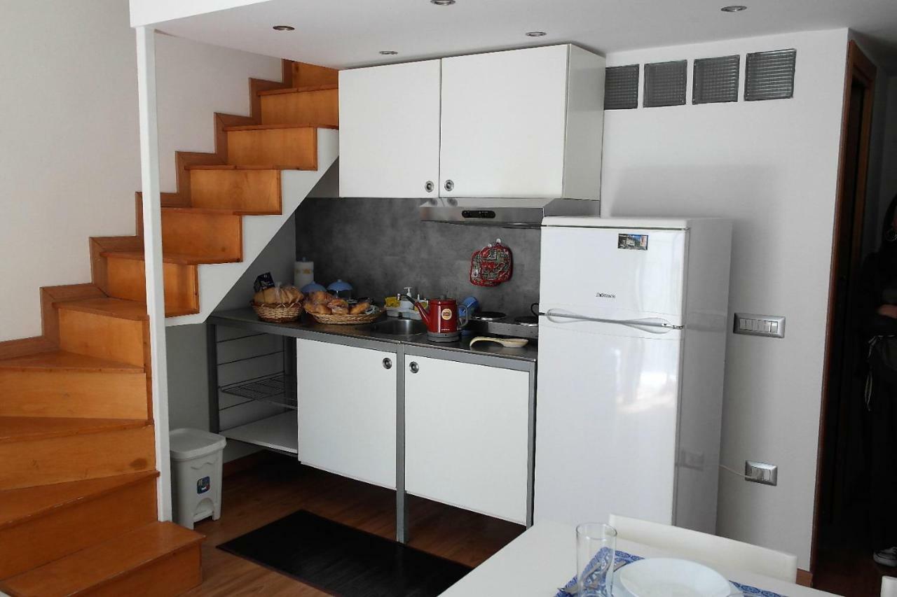 ナポリ Ale & Tizy House Bed & Breakfast エクステリア 写真