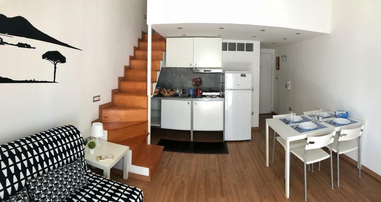 ナポリ Ale & Tizy House Bed & Breakfast エクステリア 写真